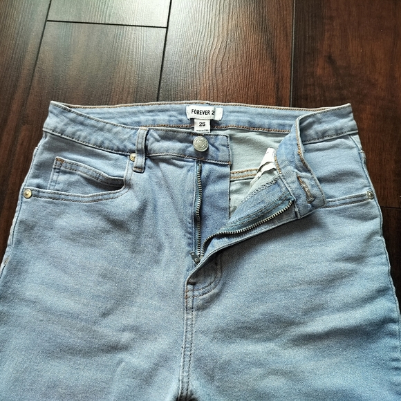 Forever 21 Flare Jeans with raw hem, Women Size 25 - Picture 7 of 16